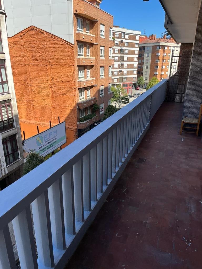 Amplio Apartamento En La Arena, 4 Hab Gijón Zewnętrze zdjęcie